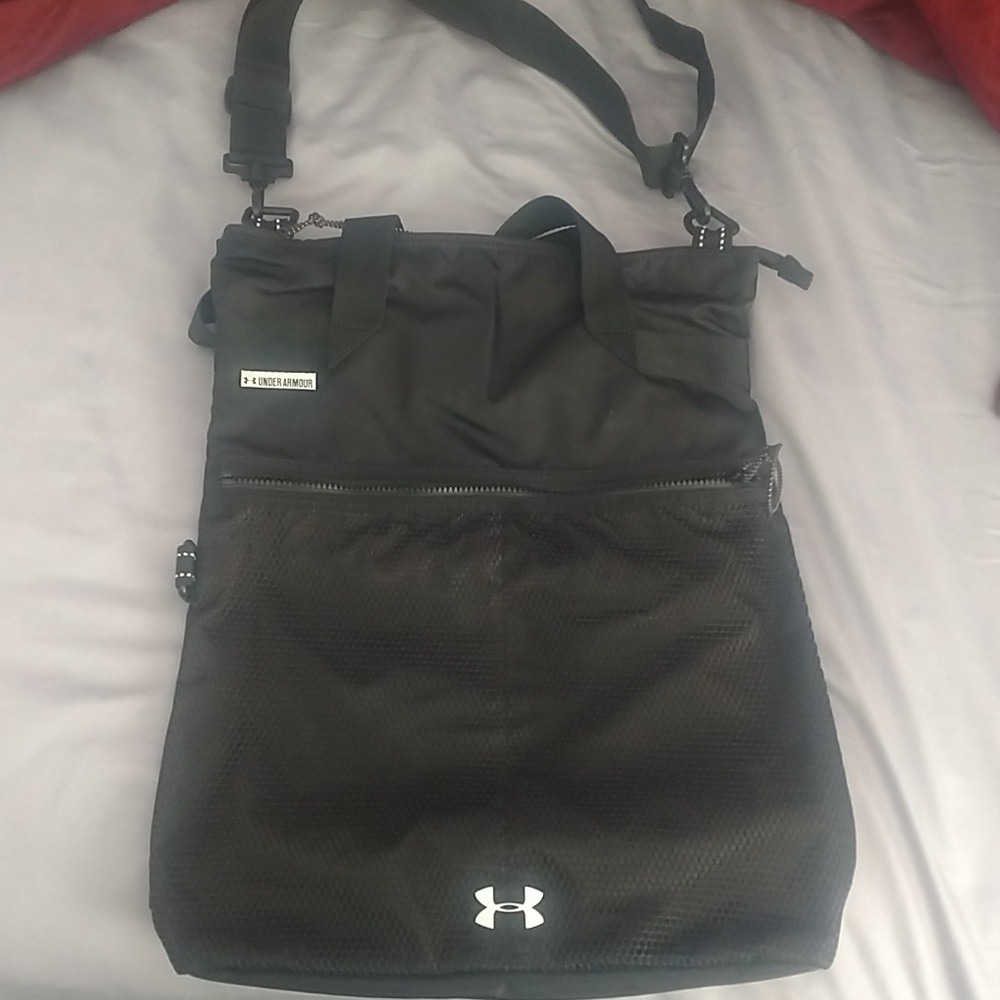 Under armour cross body bag